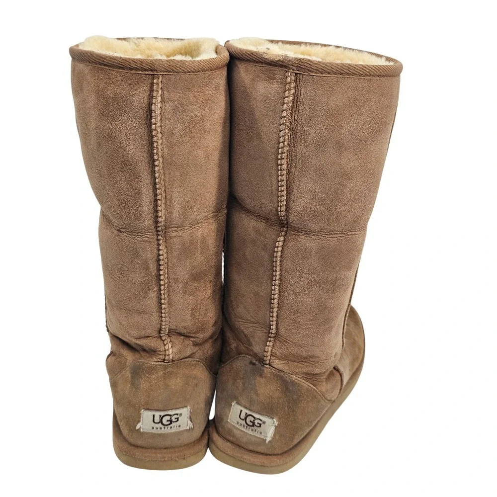 UGG Australia Classic Tall Boots Brown‎ Suede Sheepskin Lined Women's Size 8